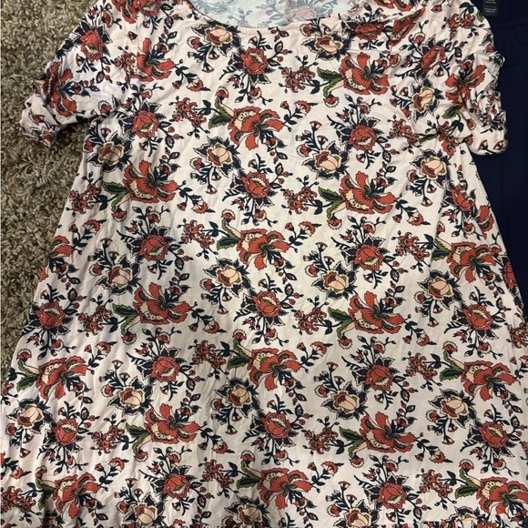 Agnes & Dora Ruffle Tunics bundle - Picture 4 of 6